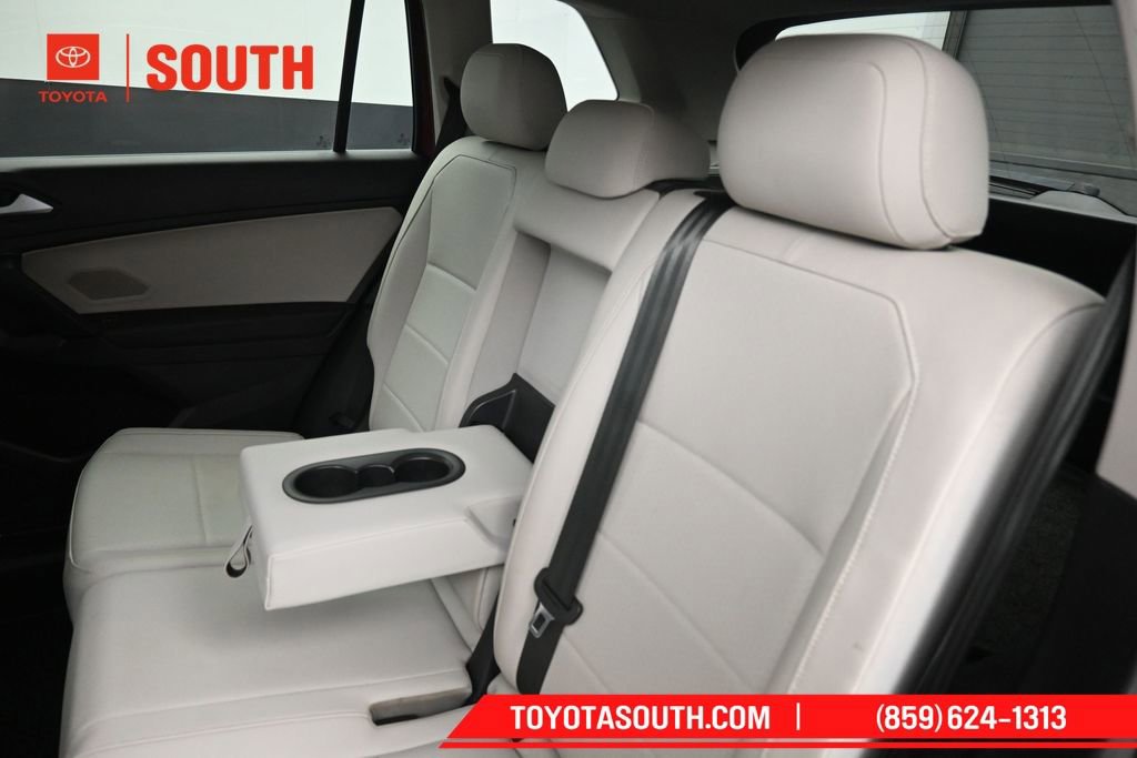 Used 2019 Volkswagen Tiguan SE AWD/4WD image 26