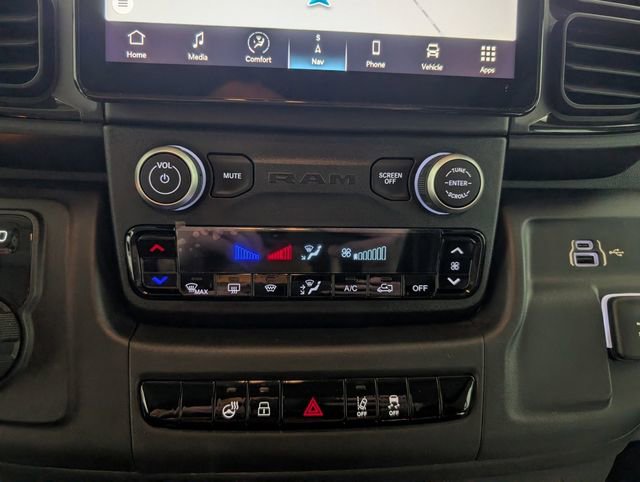 Used 2024 RAM ProMaster 3500 w/ Delivery Van Package image 18