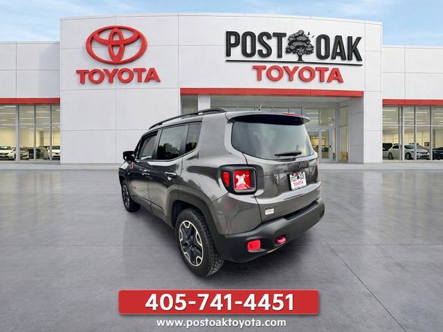 Used 2016 Jeep Renegade Trailhawk AWD/4WD image 6
