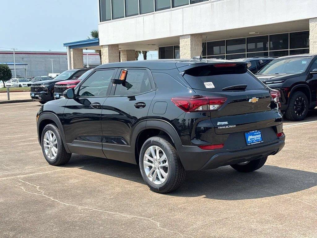 New 2026 Chevrolet TrailBlazer LS w/ LS Convenience Package FWD image 12