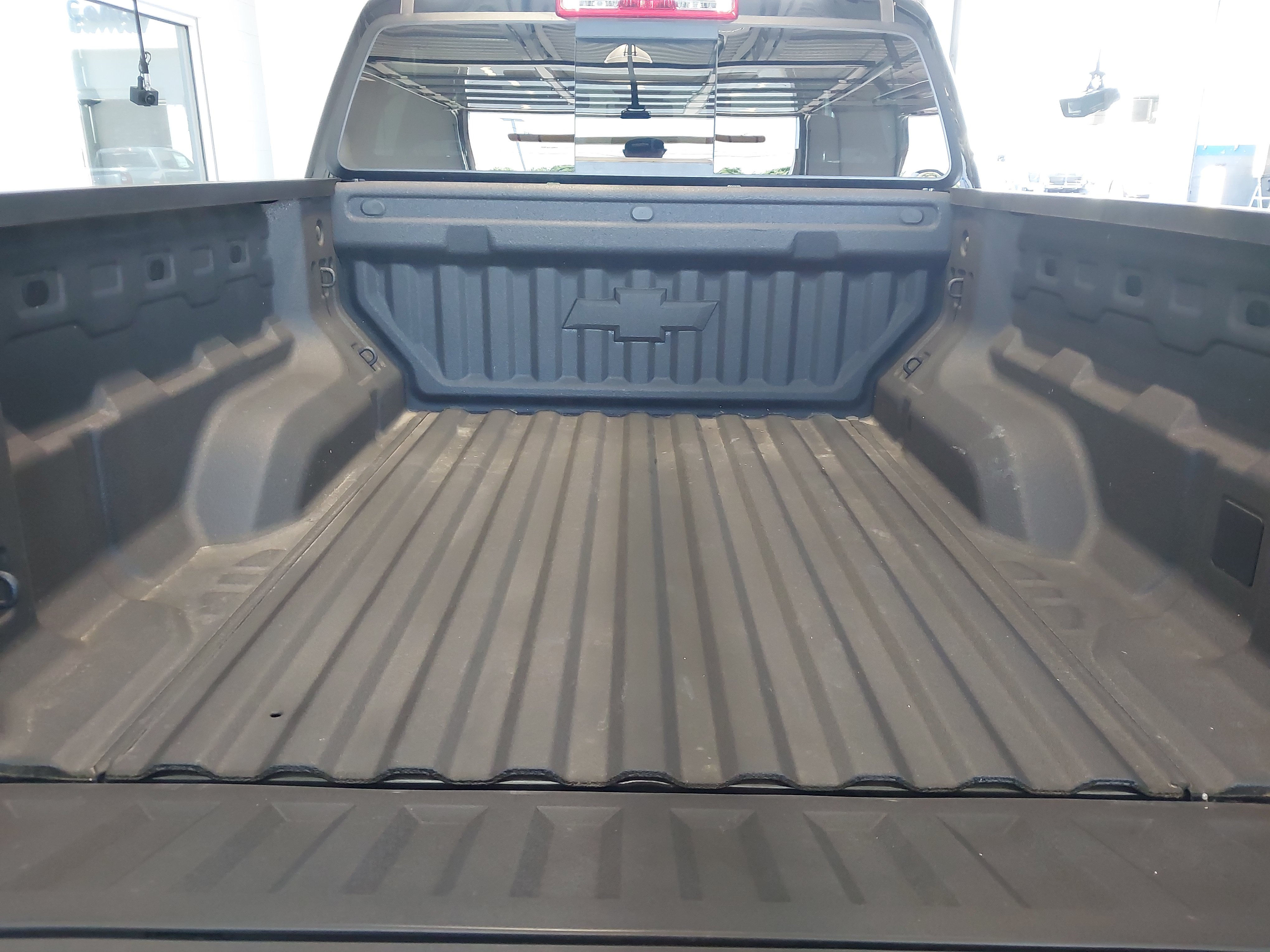 Used 2024 Chevrolet Colorado LT w/ LT Convenience Package II AWD/4WD image 27