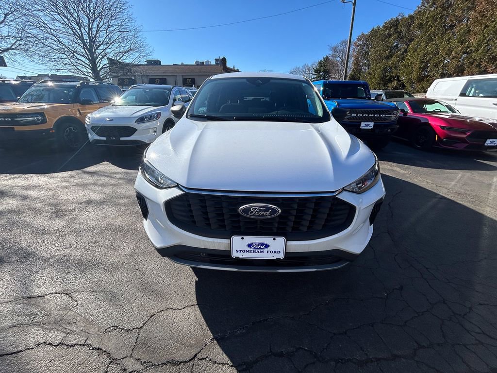 Used 2024 Ford Escape Active image 2