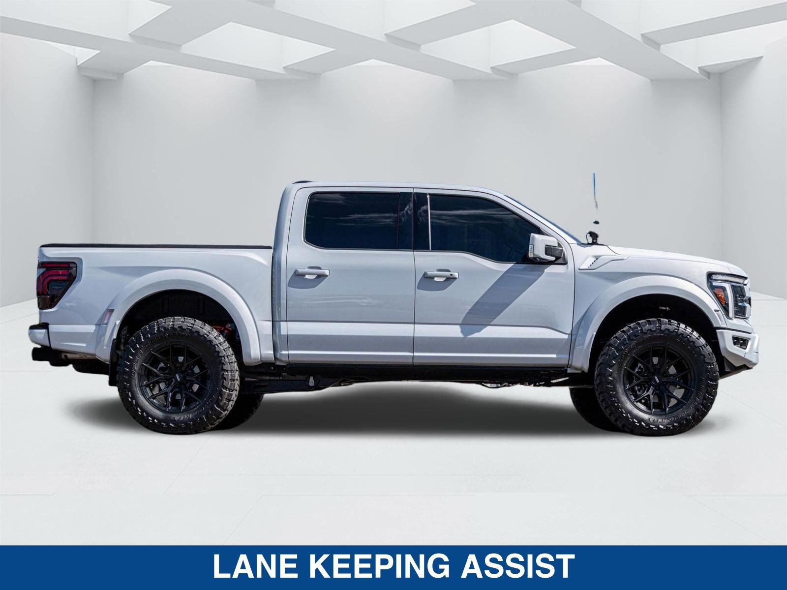 Used 2025 Ford F150 Raptor AWD/4WD image 2