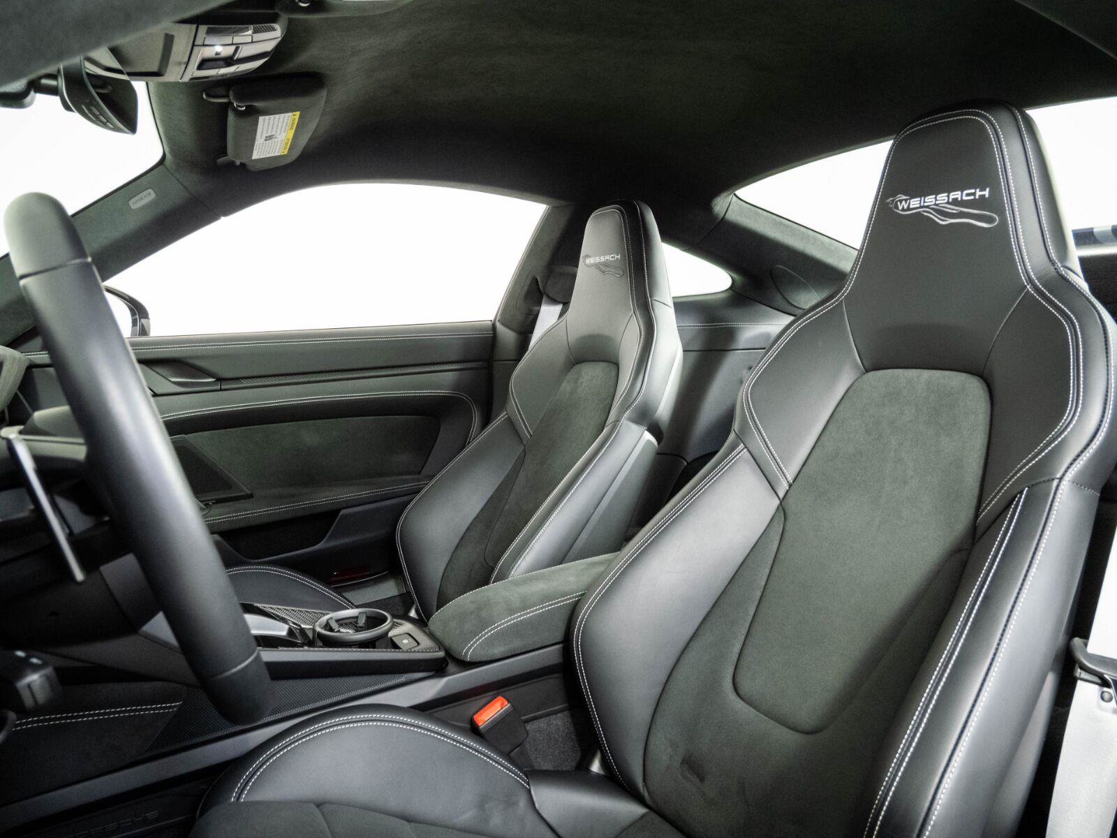 Used 2026 Porsche 911 GT3 RWD image 5