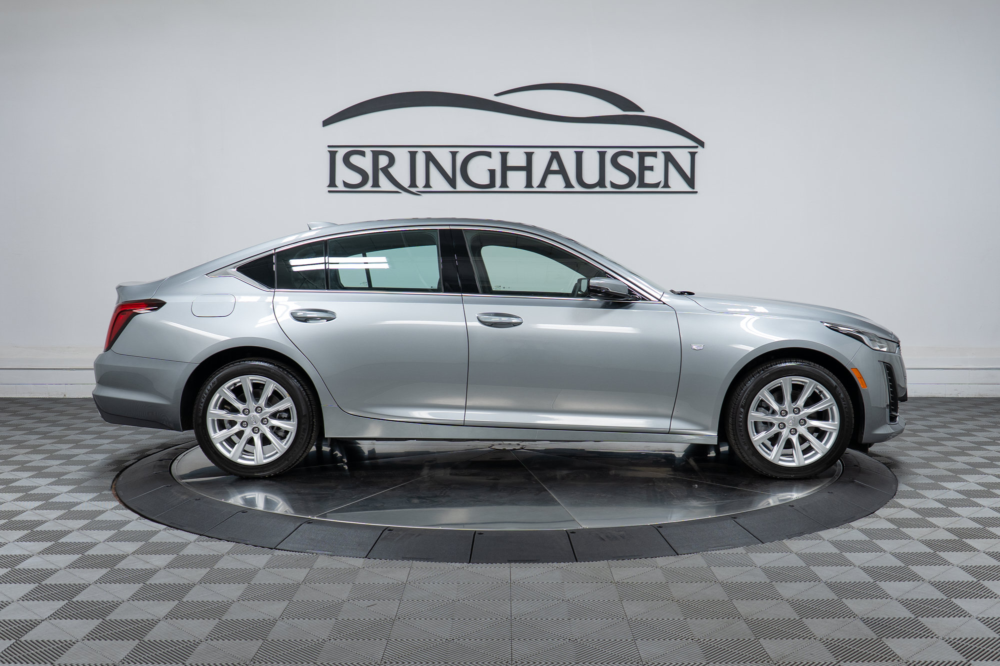 Used 2024 Cadillac CT5 Luxury w/ Cold Weather Package AWD/4WD image 4