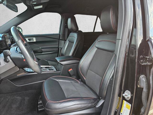 Used 2023 Ford Explorer ST-Line w/ Class IV Trailer Tow Package RWD image 12
