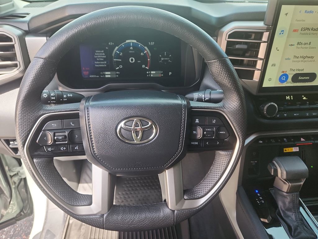 Used 2024 Toyota Tundra Limited AWD/4WD image 23