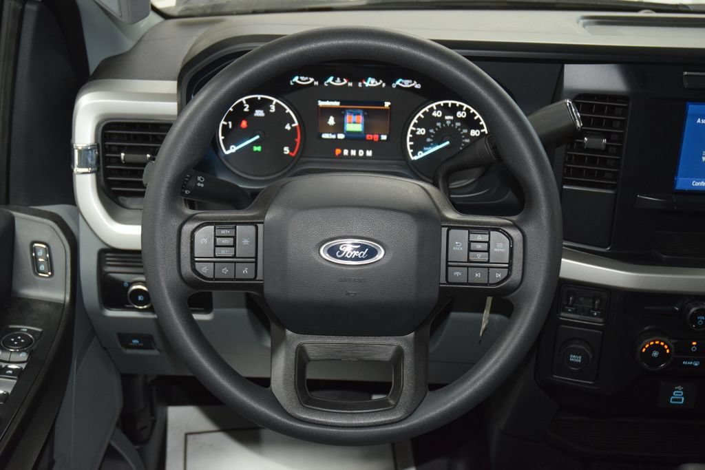Used 2024 Ford F350 XL w/ XL Chrome Package RWD image 26