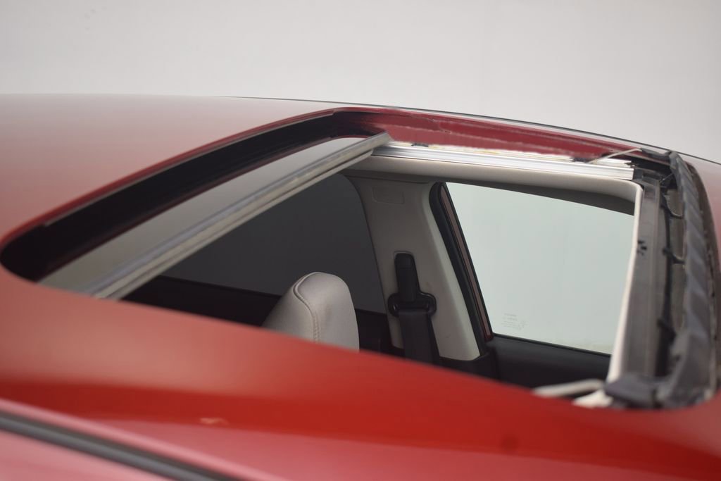 Used 2023 Nissan Altima 2.5 SV w/ SV Premium Package image 19