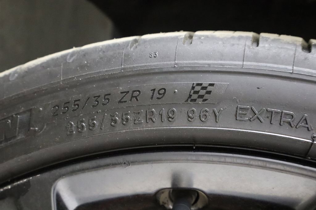 Used 2022 Genesis G70 3.3T image 44