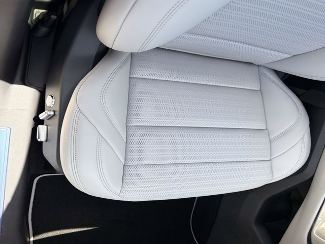 New 2026 Lincoln Nautilus Reserve AWD/4WD image 18