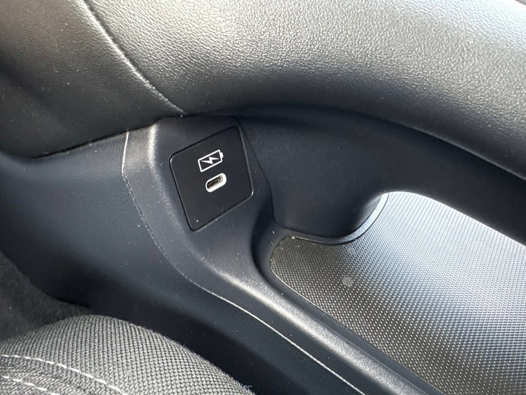 Certified 2024 Honda HR-V LX image 29