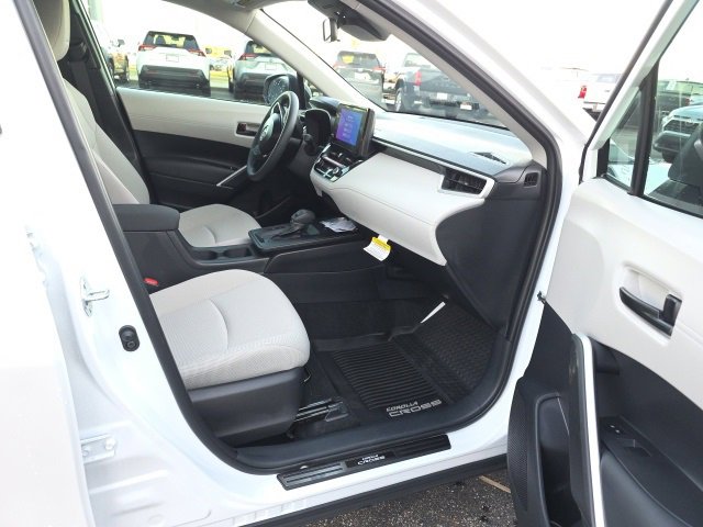 New 2026 Toyota Corolla Cross LE image 11