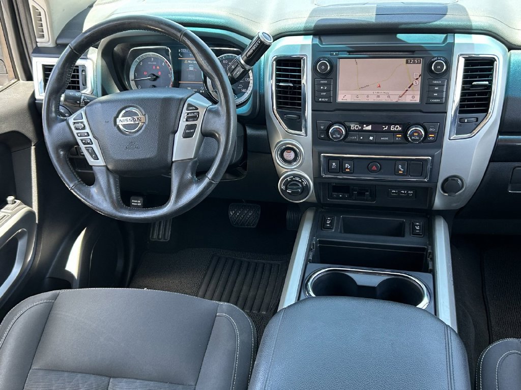 Used 2019 Nissan Titan SV w/ SV Convenience Package AWD/4WD image 13