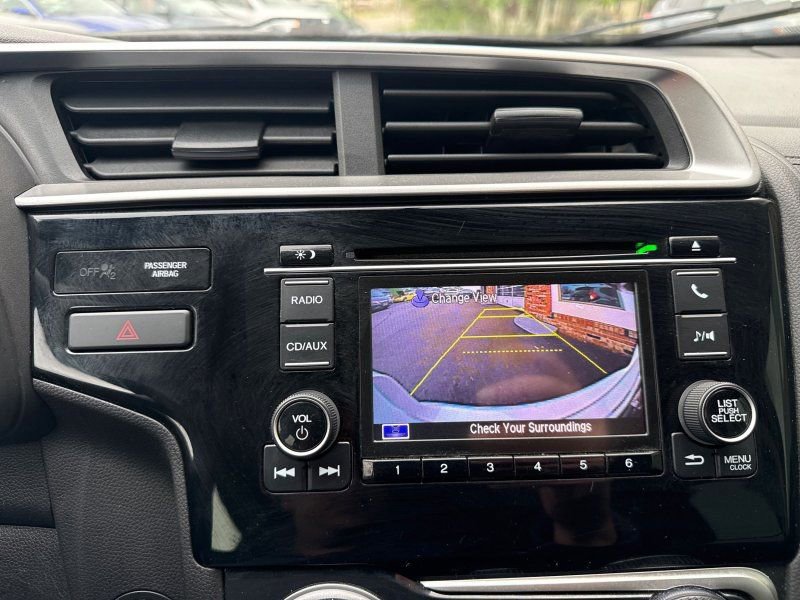 Used 2017 Honda Fit LX image 26