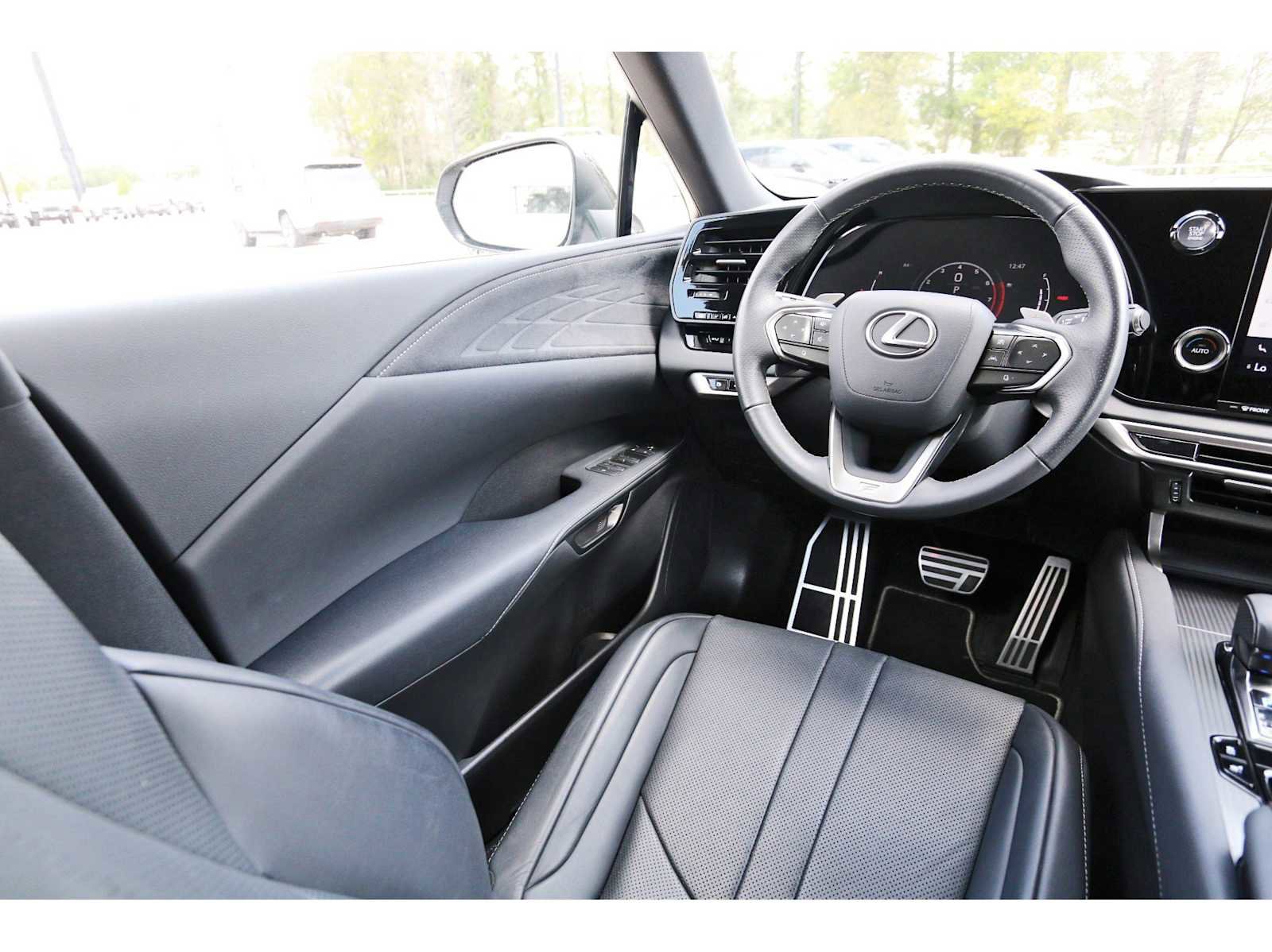 Used 2024 Lexus RX 350 F Sport w/ Technology Package image 6
