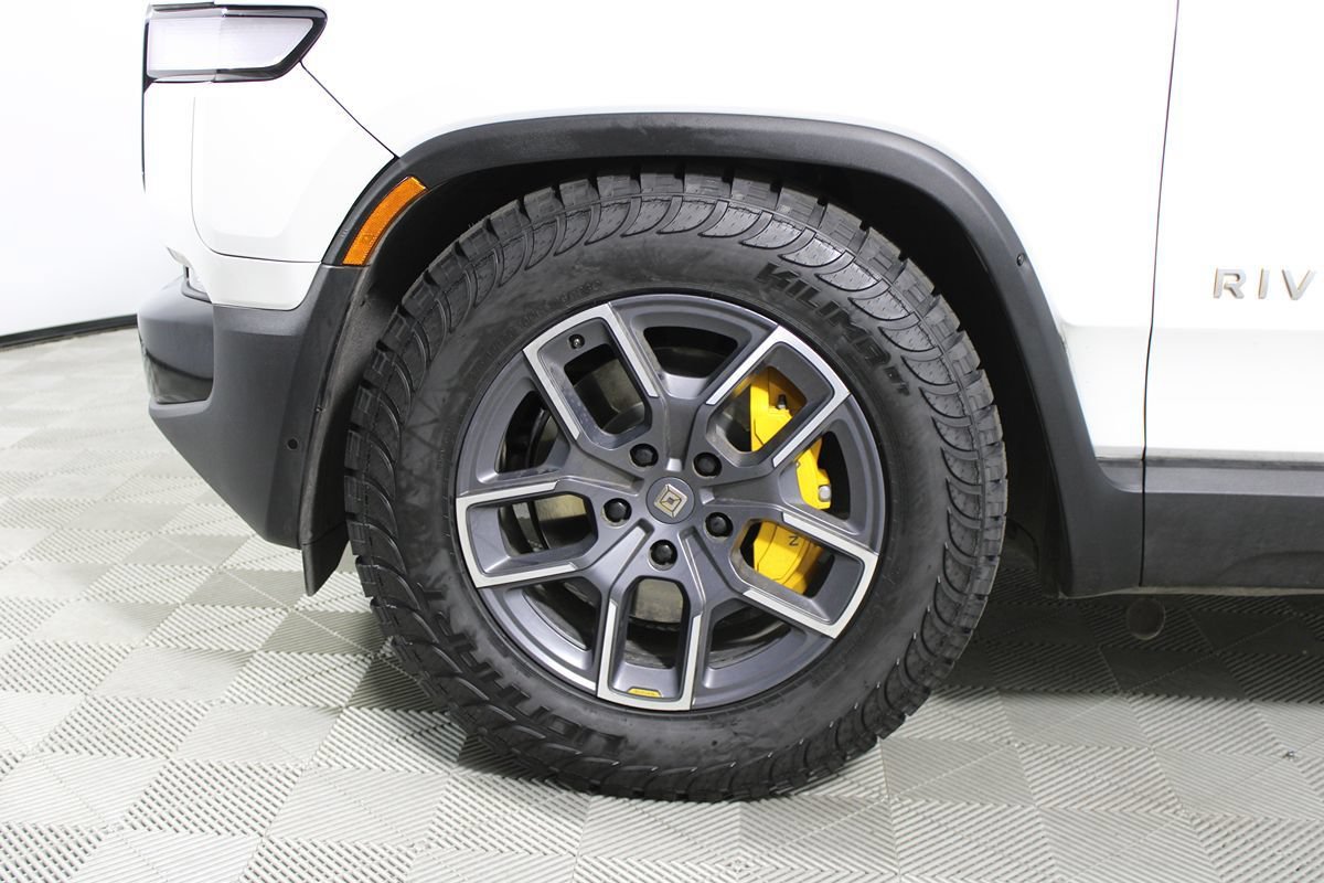 Used 2024 Rivian R1S Adventure Quad AWD/4WD image 7
