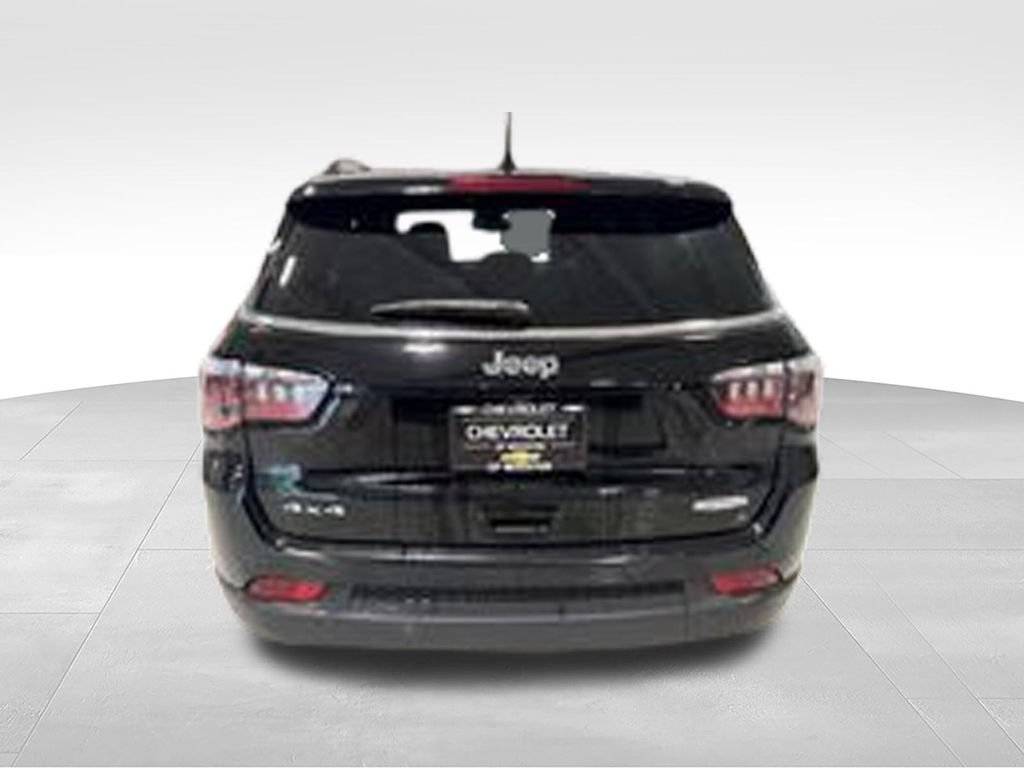 Used 2024 Jeep Compass Latitude AWD/4WD image 46
