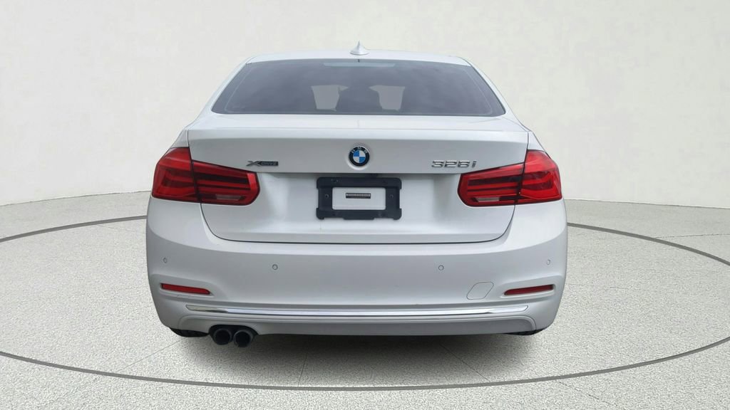 Used 2016 BMW 328i xDrive Sedan image 5