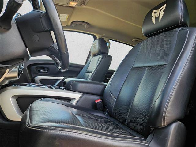 Used 2021 Nissan Titan SV w/ SV Convenience Package AWD/4WD image 15