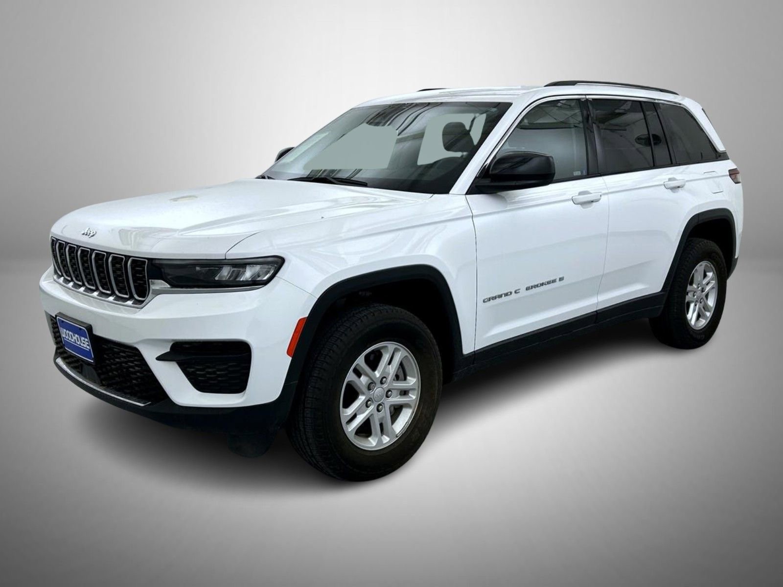 Used 2023 Jeep Grand Cherokee Laredo w/ Luxury Tech Group I