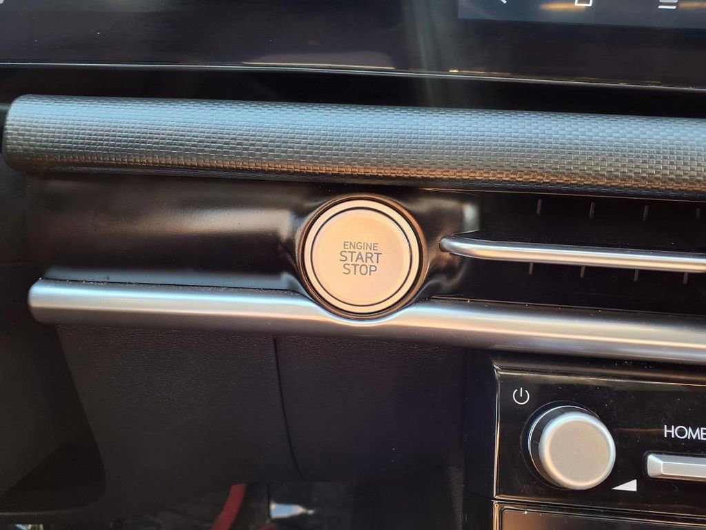 Used 2025 Hyundai Tucson SEL image 8