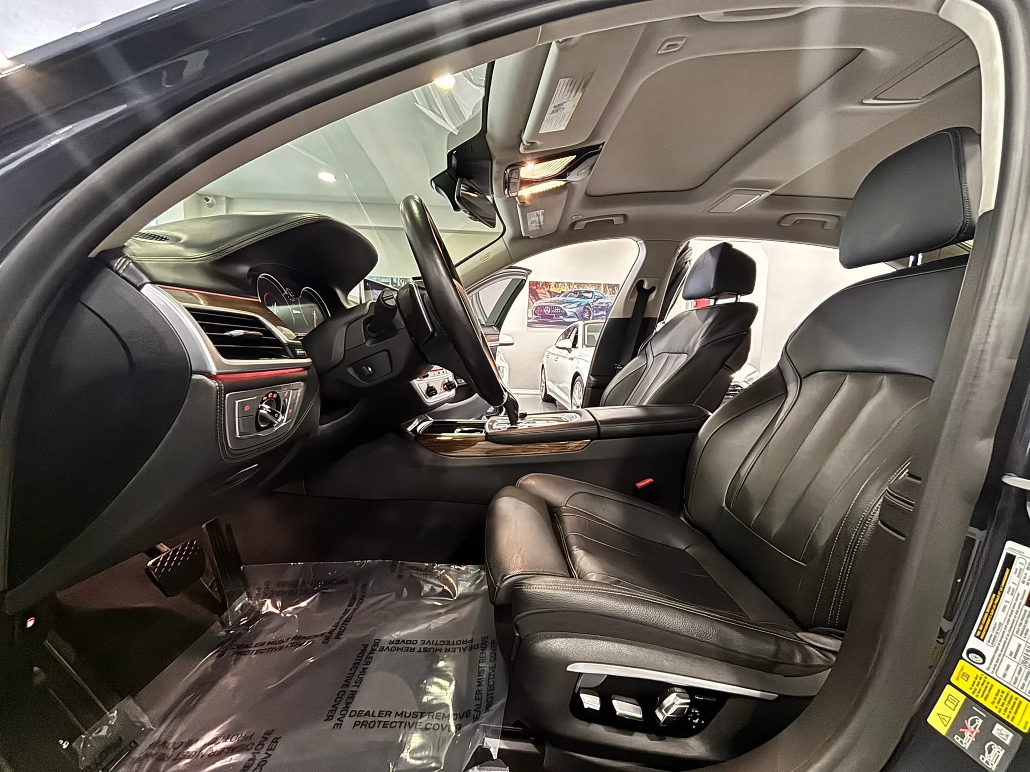 Used 2017 BMW 740e xDrive AWD/4WD image 12