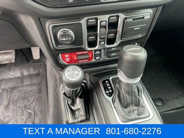 Used 2025 Jeep Gladiator Rubicon AWD/4WD image 25