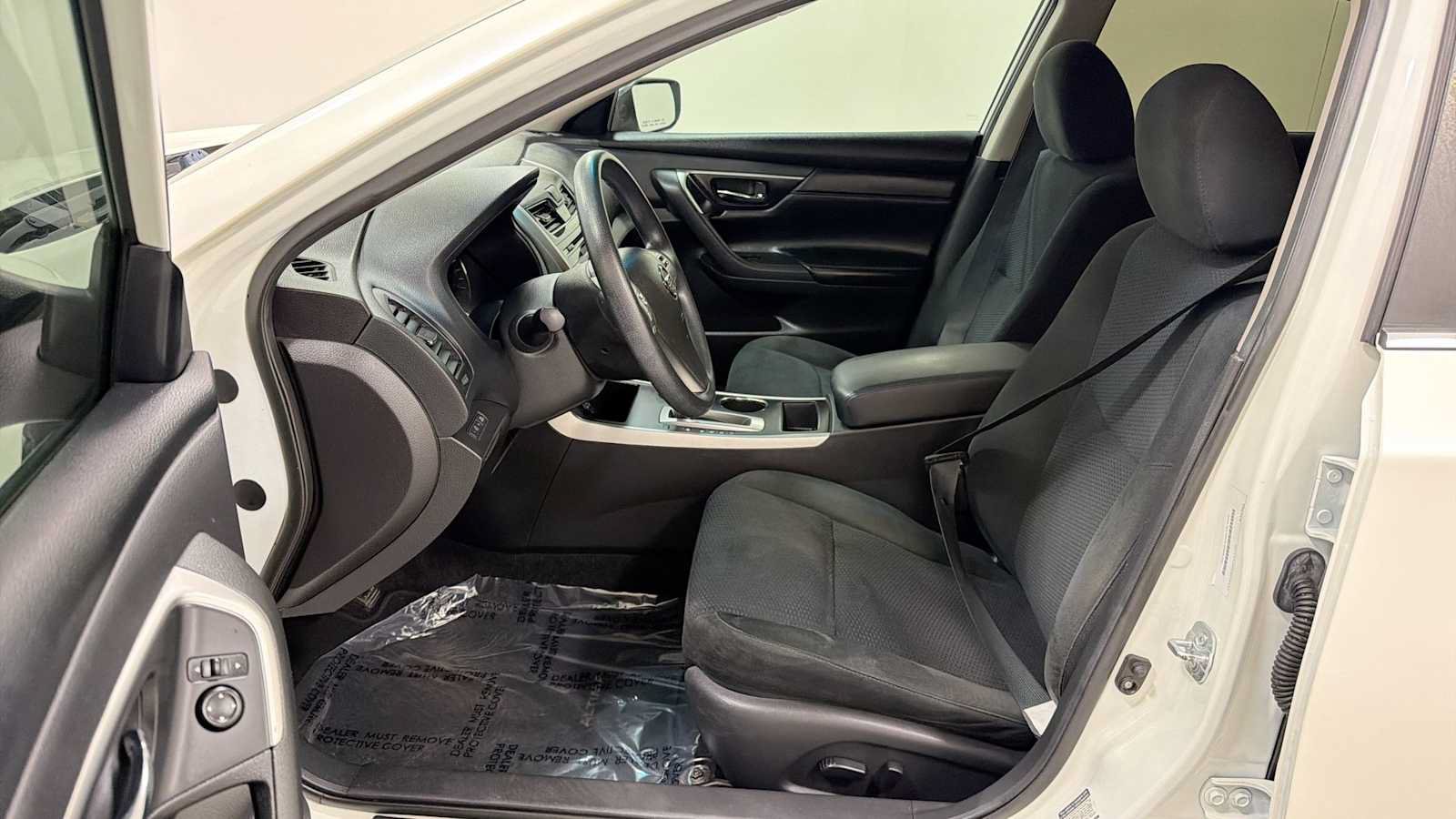 Used 2015 Nissan Altima 2.5 S w/ Power Driver Seat Package FWD image 13