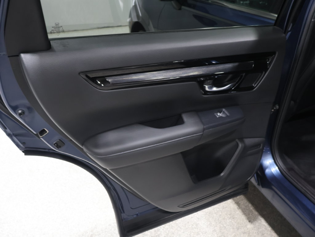 Used 2025 Honda CR-V EX-L image 19