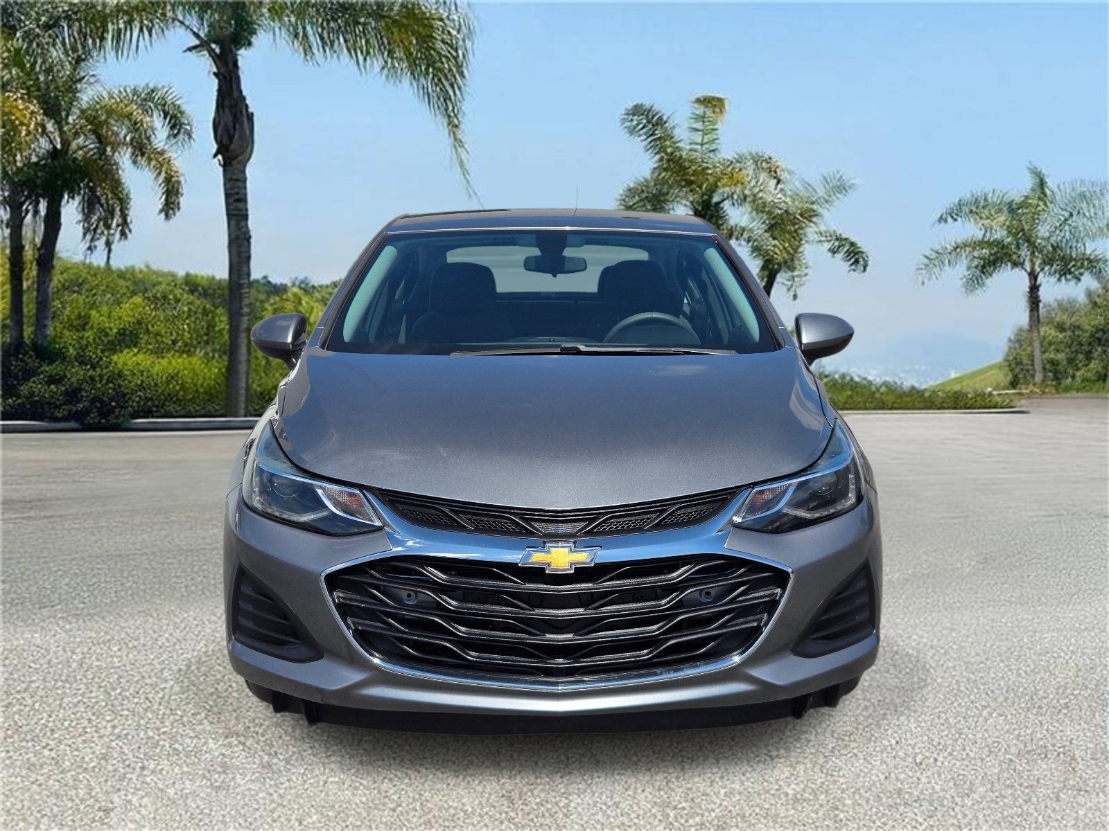Used 2019 Chevrolet Cruze LT w/ Convenience Package FWD image 3