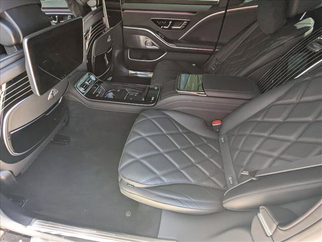 Used 2024 Mercedes-Benz Maybach S 580 4MATIC image 10
