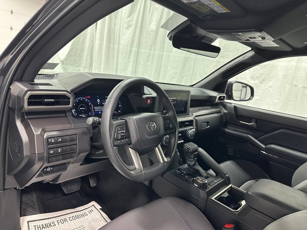 Used 2026 Toyota Tacoma TRD Off-Road AWD/4WD image 15