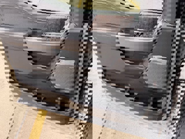 New 2026 Ford F250 Lariat w/ Black Appearance Package AWD/4WD image 37