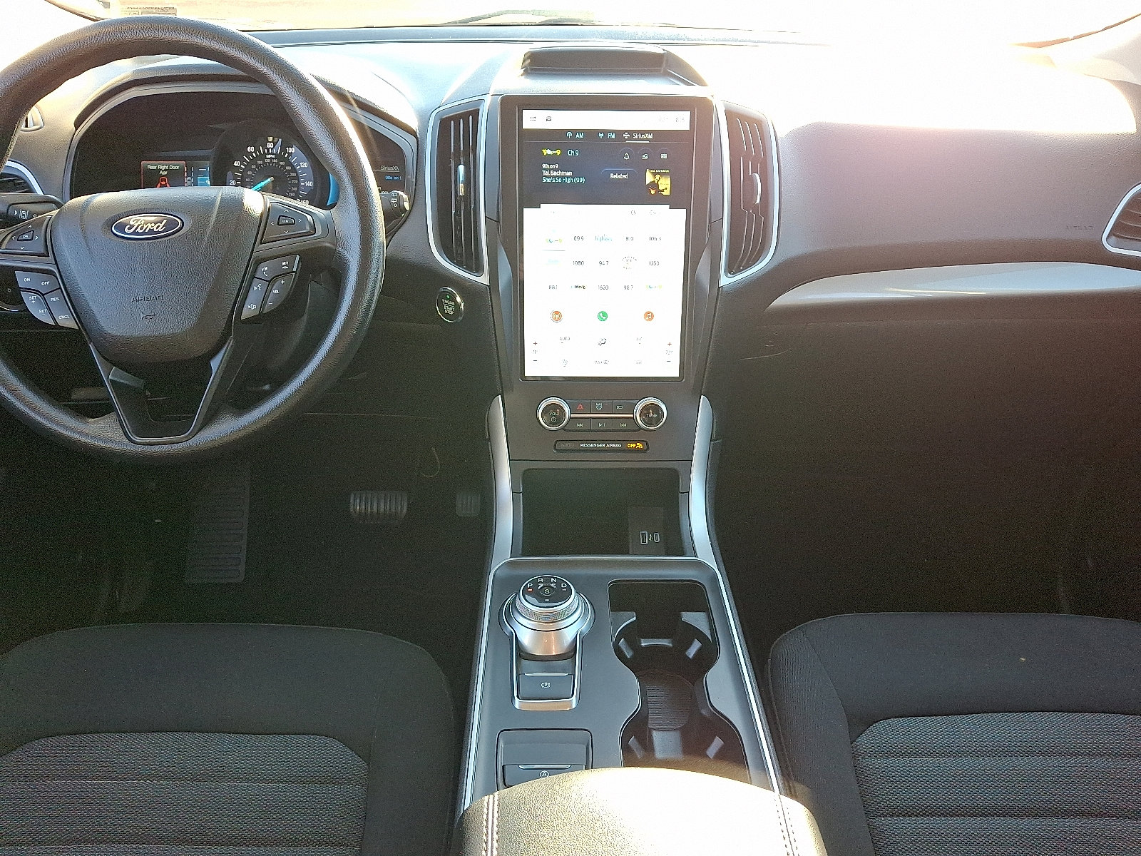 Certified 2024 Ford Edge SE image 15