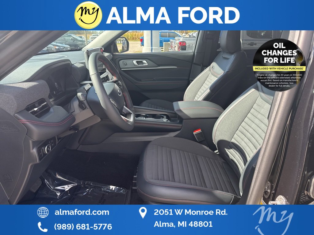 New 2025 Ford Explorer ST-Line w/ Premium Package image 18