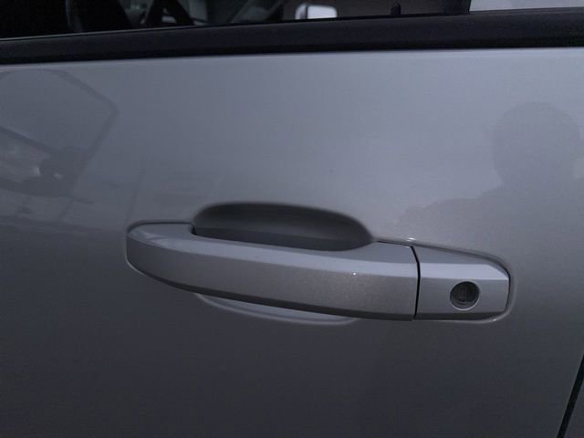 Used 2018 Chevrolet Silverado 1500 LT image 27