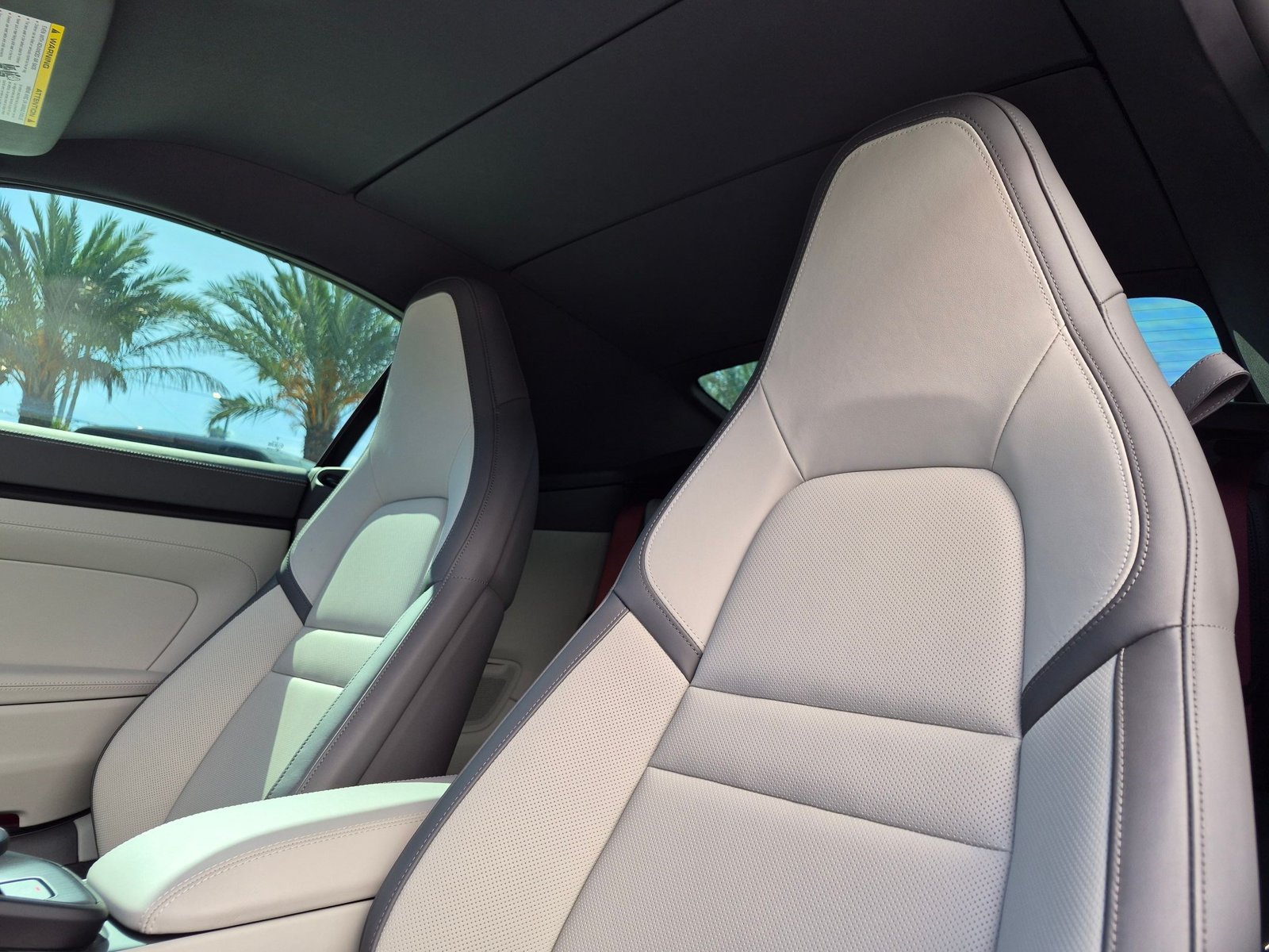 Certified 2025 Porsche 911 Carrera GTS RWD image 5