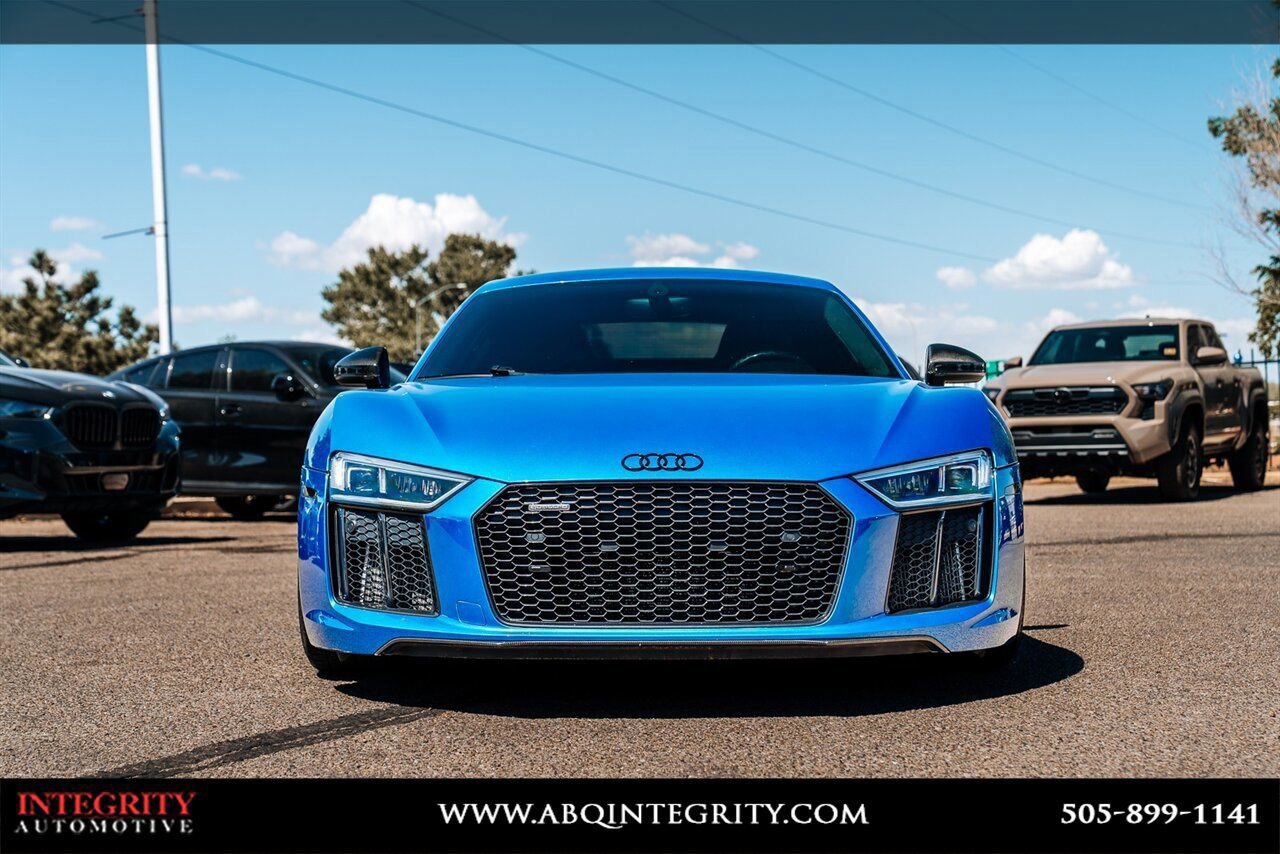 Used 2017 Audi R8 V10 w/ Carbon Exterior Package image 2