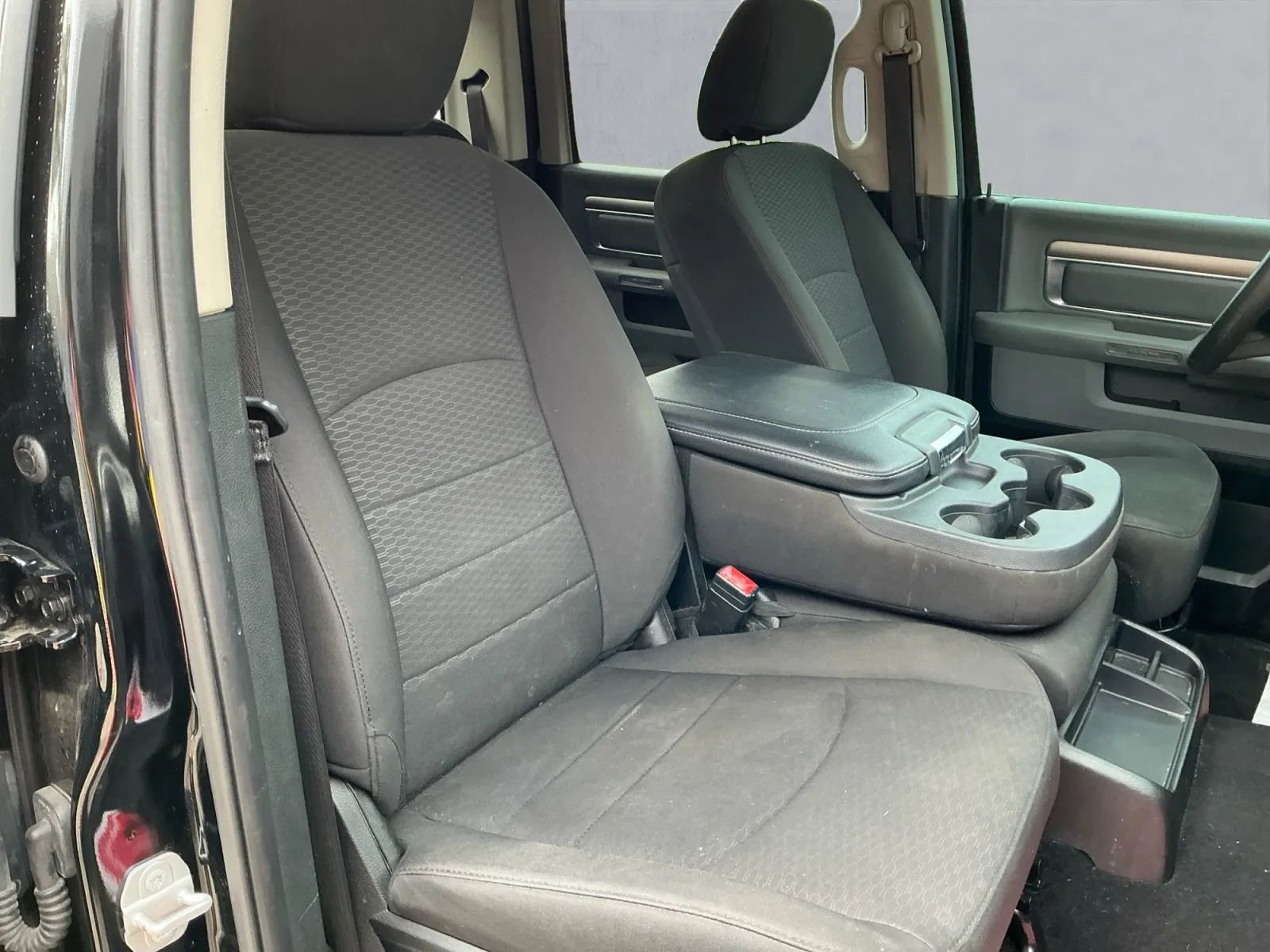 Used 2020 RAM 1500 Classic Warlock image 22