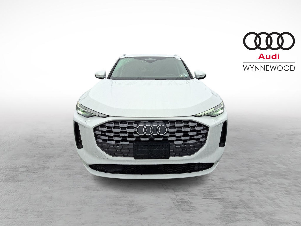 Certified 2025 Audi Q5 Premium w/ Premium Plus AWD/4WD image 2