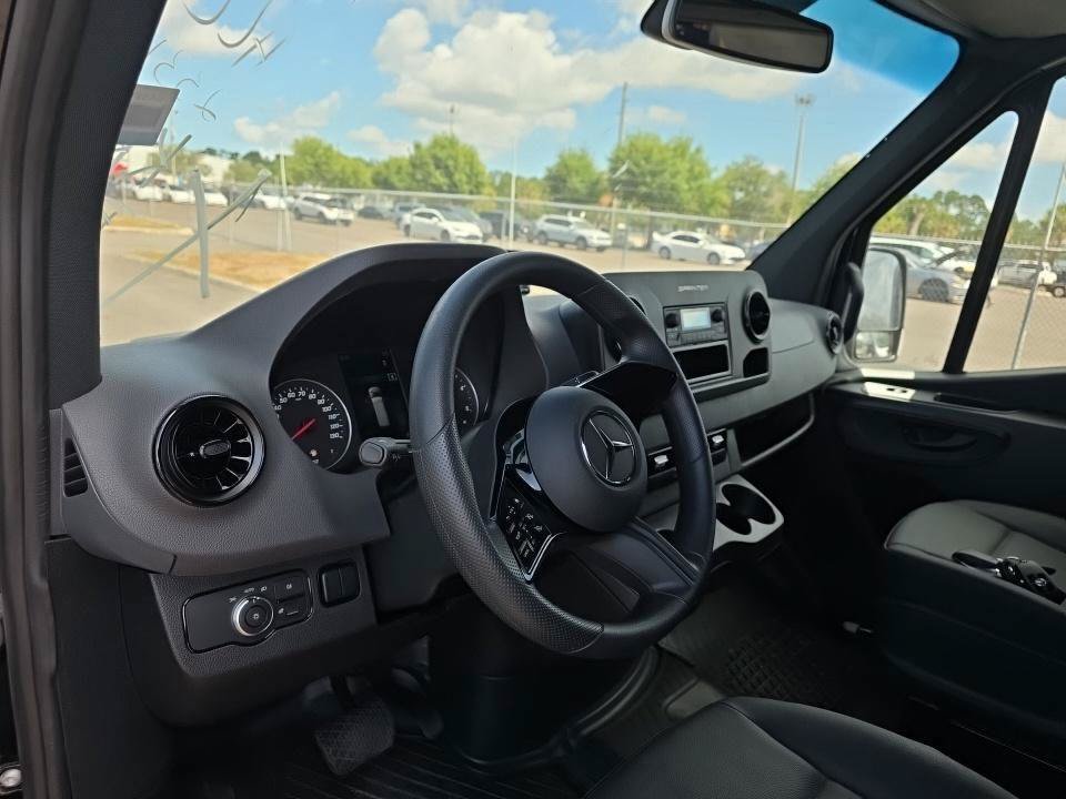 Used 2026 Mercedes-Benz Sprinter 2500 image 17