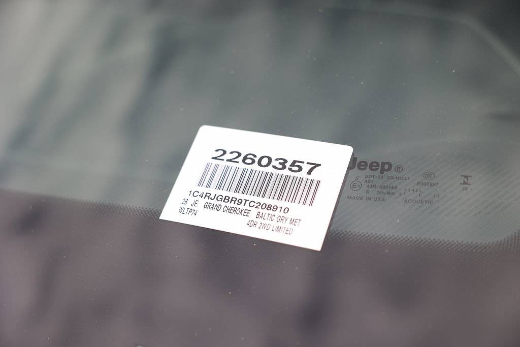 New 2026 Jeep Grand Cherokee Limited w/ MOPAR Finishing Package image 37