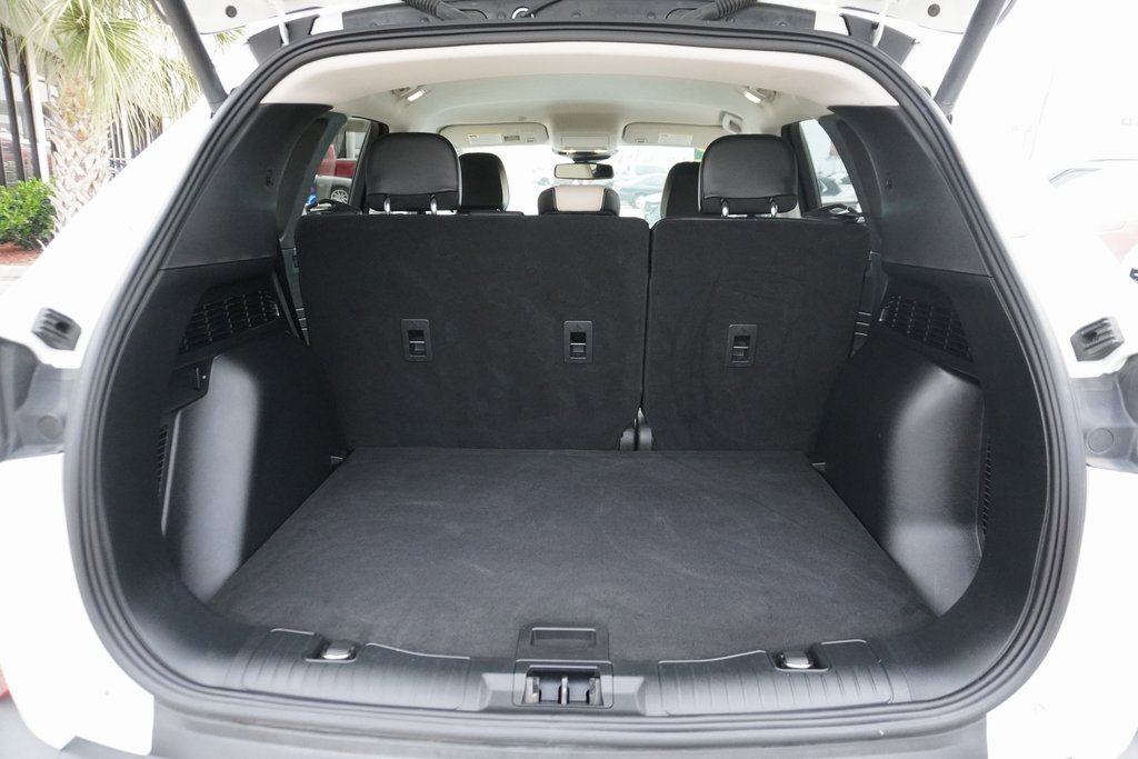 Certified 2022 Ford Escape Titanium image 27