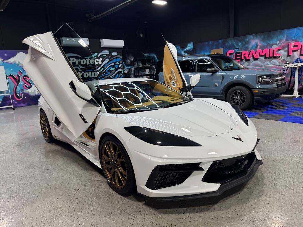 Used 2023 Chevrolet Corvette Stingray Premium Conv w/ Z51 Performance Package RWD image 19