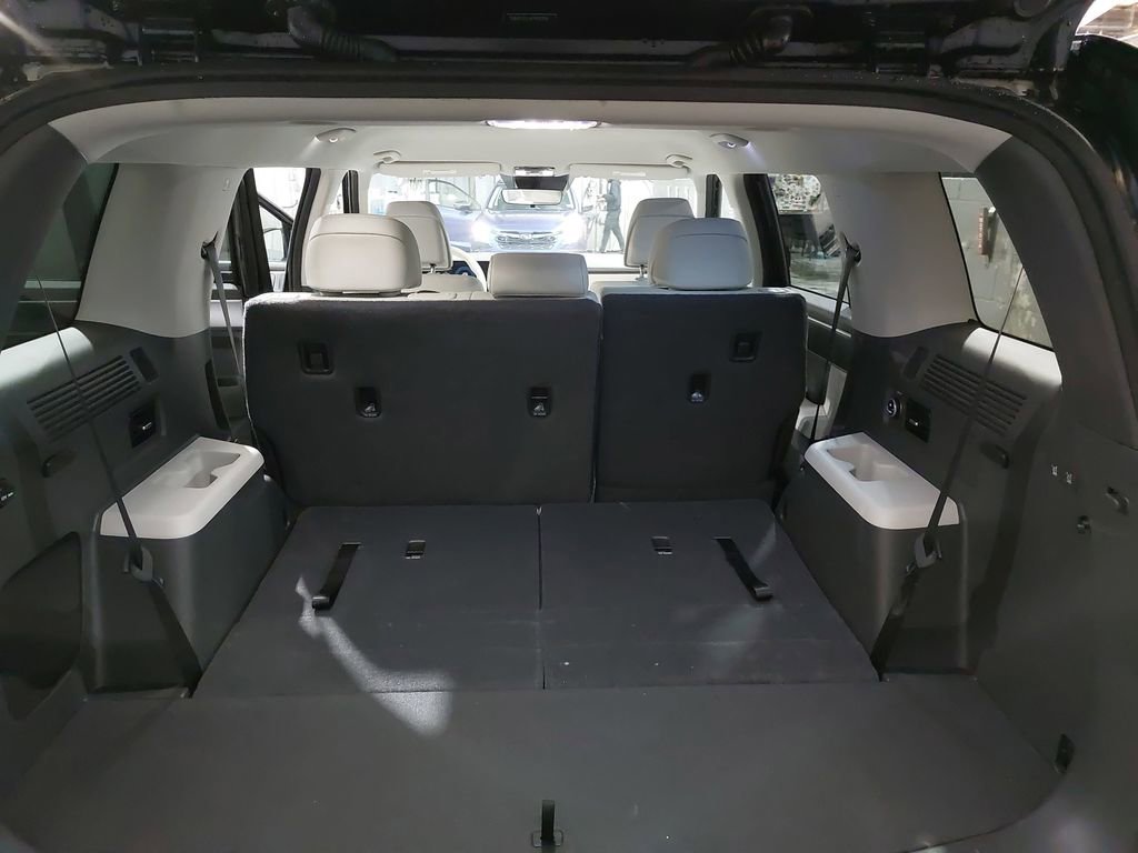 Certified 2025 Hyundai Santa Fe SEL image 13