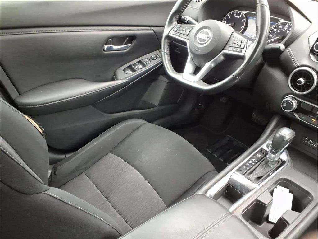 Used 2022 Nissan Sentra SV w/ Trunk Package image 9