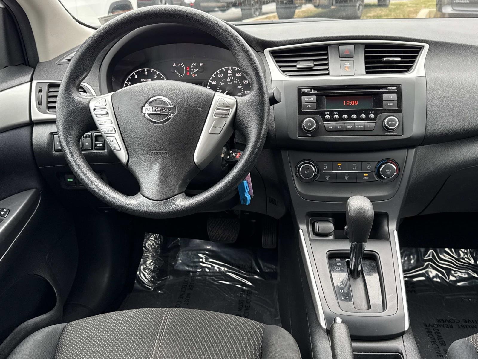 Used 2016 Nissan Sentra S image 8