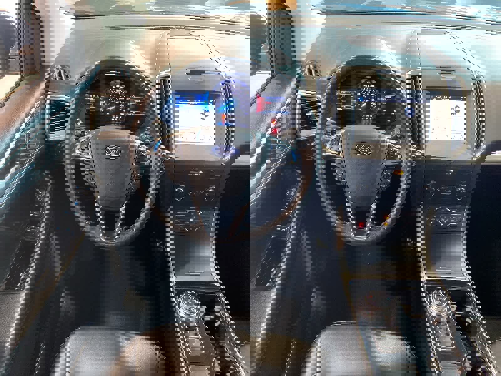 Used 2019 Ford Edge SEL w/ Equipment Group 201A image 15