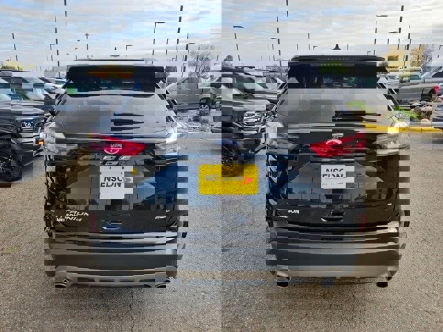 Used 2024 Ford Edge Titanium image 8